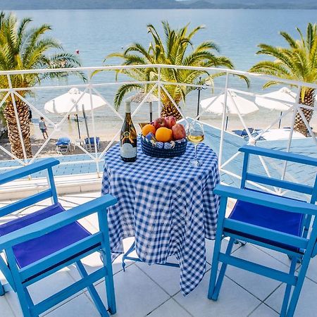 Aparthotel Μeltemi Glífa Esterno foto