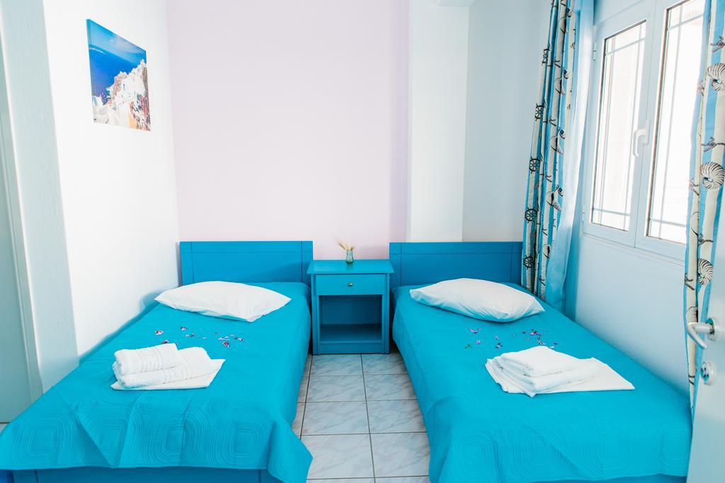 Aparthotel Μeltemi Glífa Esterno foto