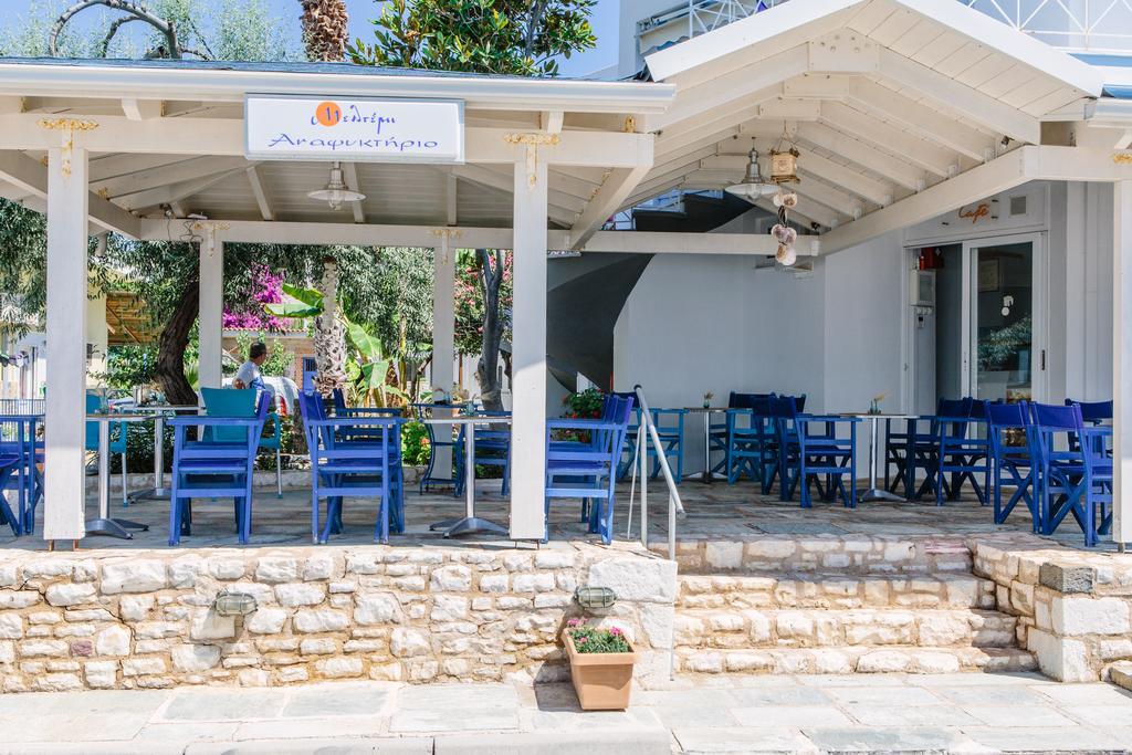 Aparthotel Μeltemi Glífa Esterno foto