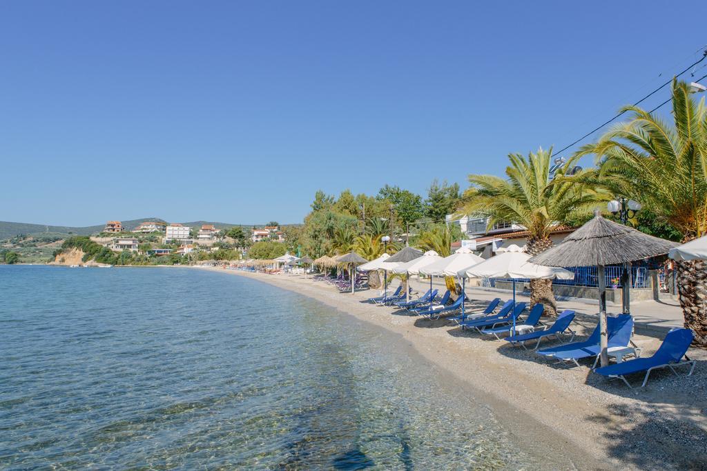 Aparthotel Μeltemi Glífa Esterno foto